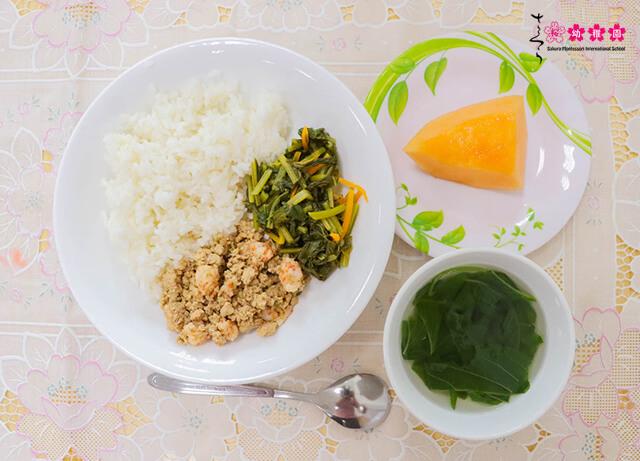 Dinh dưỡng tối ưu cho trẻ tại Sakura Montessori